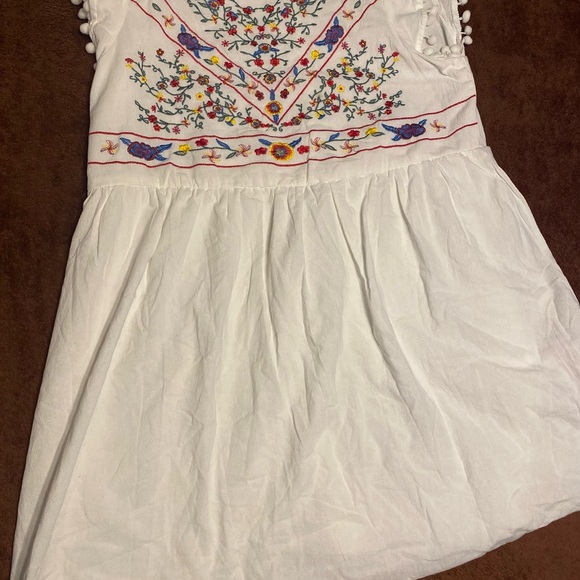 NEW Floral Embroidered White Kids Dress - Picture 2 of 5